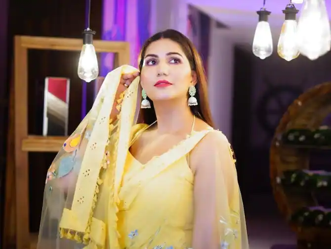 लखनऊ: कोर्ट में सपना चौधरी के खिलाफ आरोप तय, चार अन्य आरोपियों को भी बनाया गया दोषी